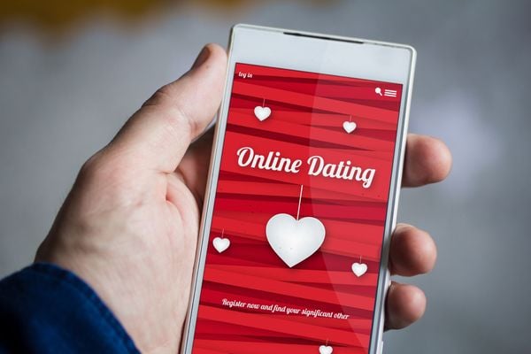 Dating Online